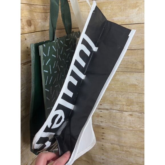 LULULEMON SHOPPING BAG BUNDLE 2 LARGE 3 SMALL - Picture 2 of 8